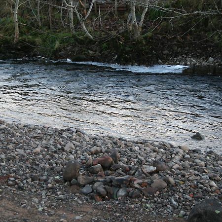 Bcc Lochness Hostel Pods Bearnock Buitenkant foto