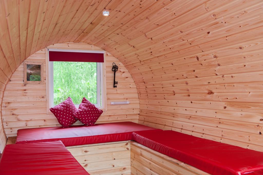 Bcc Lochness Hostel Pods Bearnock Kamer foto