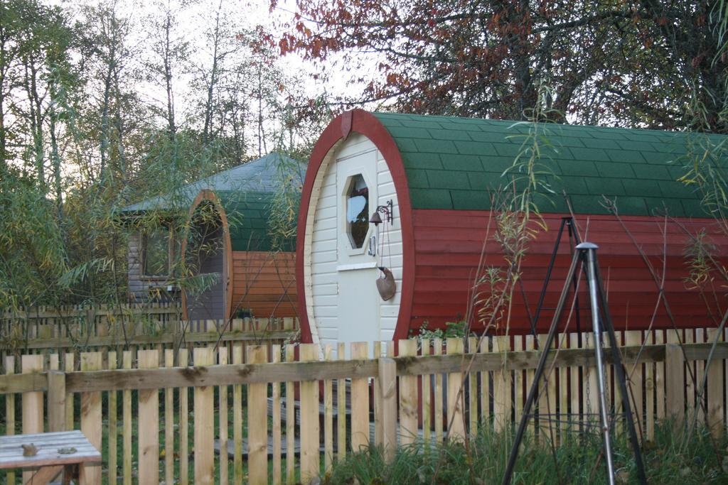 Bcc Lochness Hostel Pods Bearnock Kamer foto